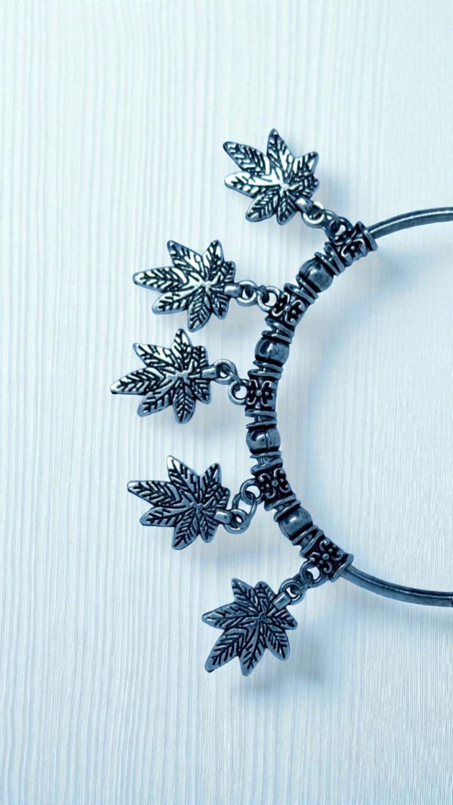 Leaves dangler Bracelet