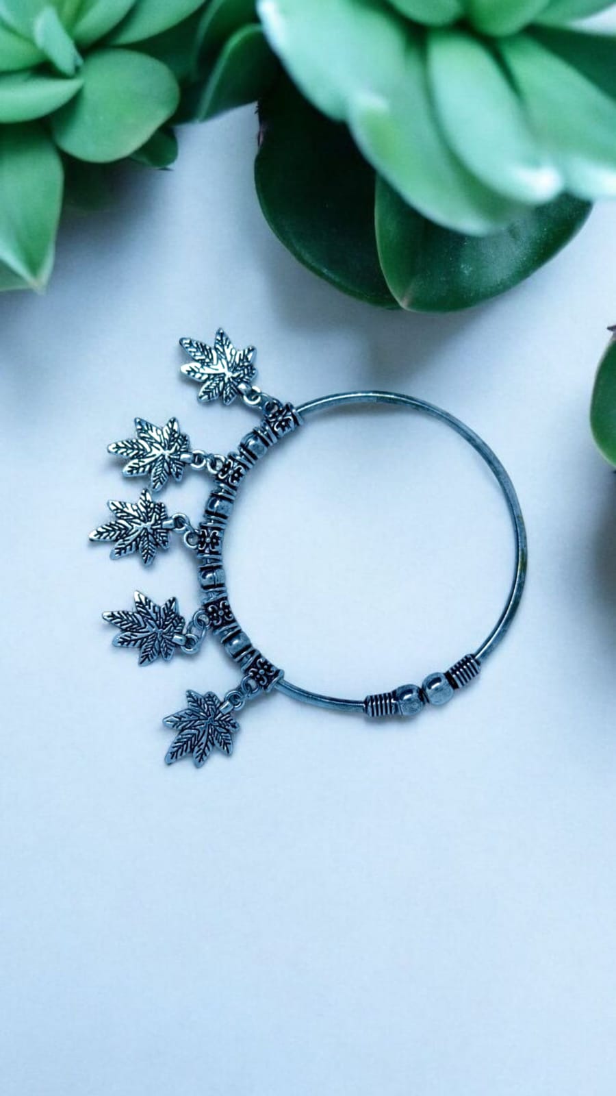 Leaves dangler Bracelet