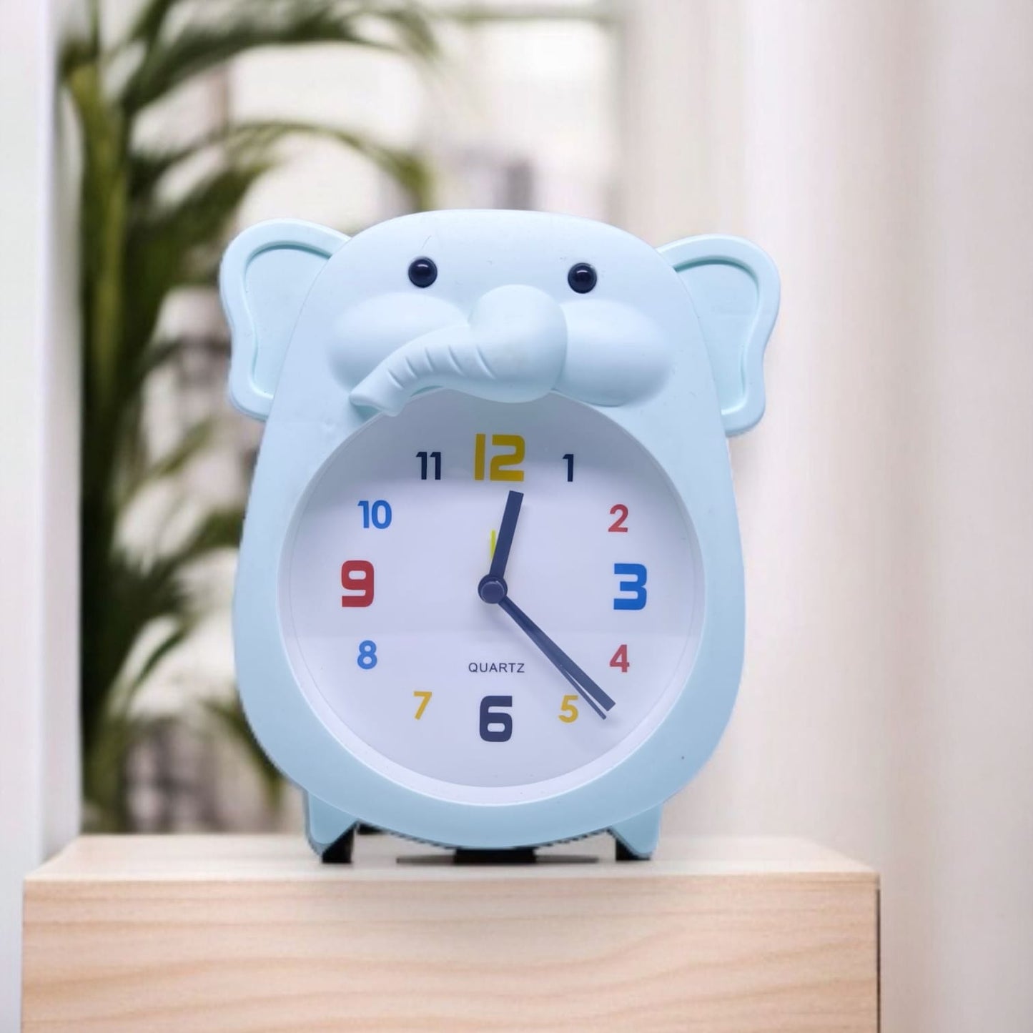 Elephant Analog Alarm Clock Suitable for Study Room and Bedroom